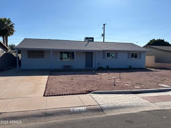 857 Buffalo St, Chandler, AZ 85225