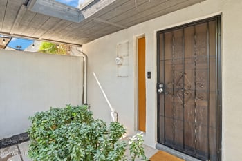 8576 Indian School Rd #G, Scottsdale, AZ 85251