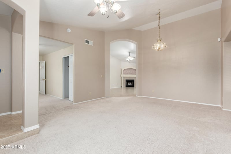 8578 Maple Ave, Tempe, AZ 85284