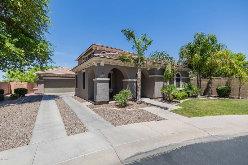 858 E Las Colinas Pl, Chandler, AZ 85249