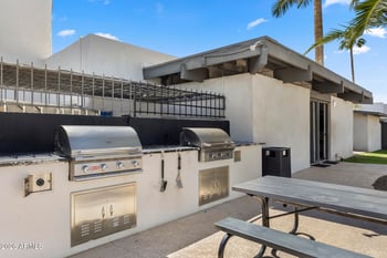 8580 E Indian School Rd #E, Scottsdale, AZ 85251