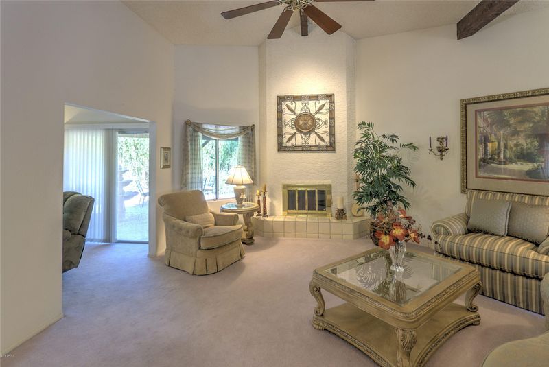 8580 E San Bernardo Dr, Scottsdale, AZ 85258