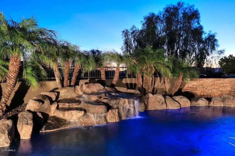 8581 W Bent Tree Dr, Peoria, AZ 85383