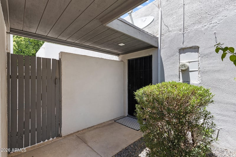 8586 Indian School Rd #F, Scottsdale, AZ 85251