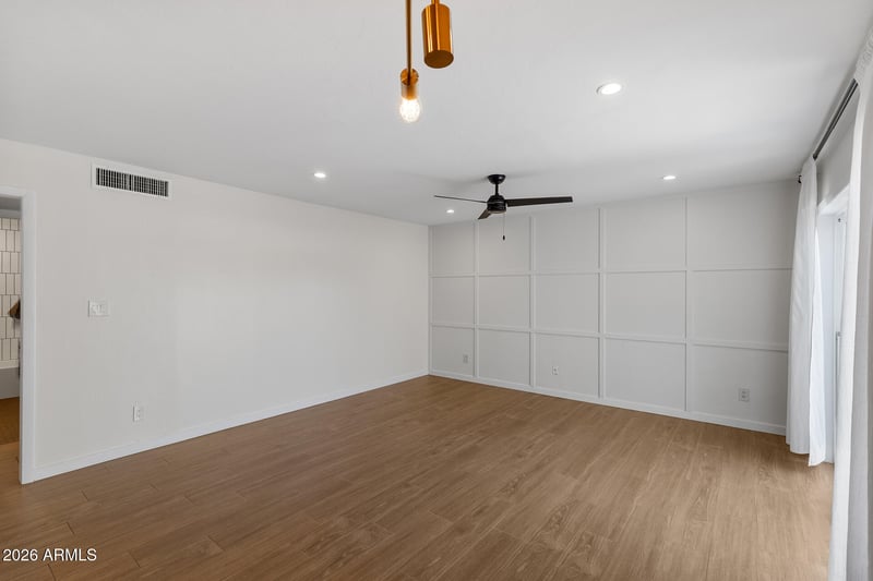 8586 Indian School Rd #F, Scottsdale, AZ 85251