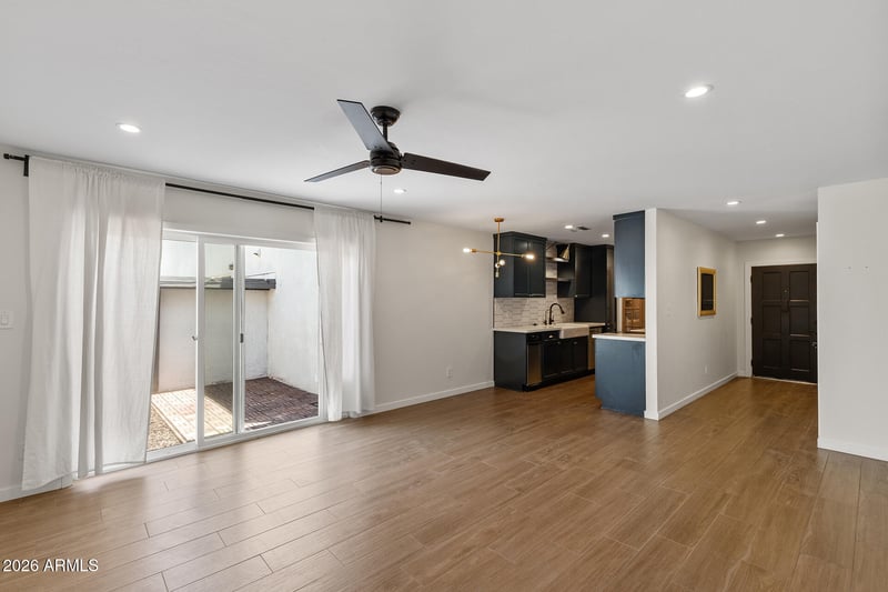 8586 Indian School Rd #F, Scottsdale, AZ 85251