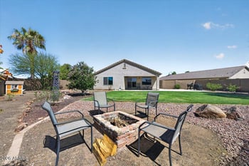 859 Desert Seasons Dr, San Tan Valley, AZ 85143