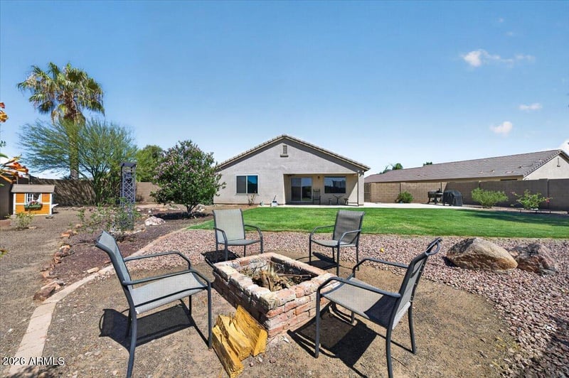 859 Desert Seasons Dr, San Tan Valley, AZ 85143