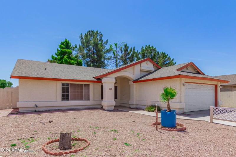 8591 W Oregon Ave, Glendale, AZ 85305