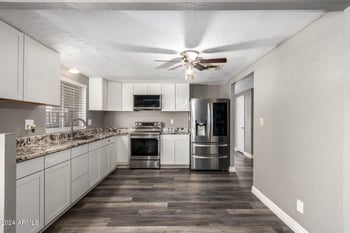 8595 71st Ave #106, Glendale, AZ 85301
