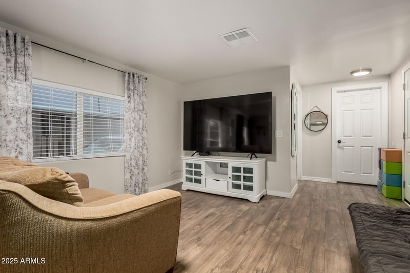 8595 71st Ave #18, Glendale, AZ 85301