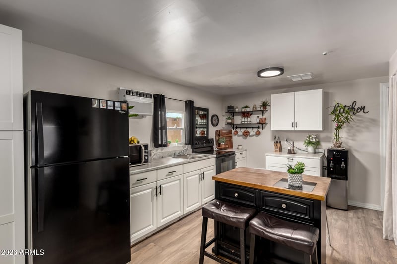 8595 N 71st Ave #18, Glendale, AZ 85301