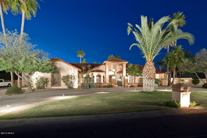 8596 E Sharon Dr, Scottsdale, AZ 85260