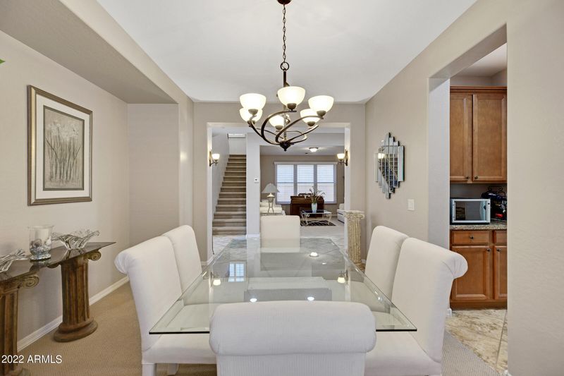 860 E Canyon Way, Chandler, AZ 85249