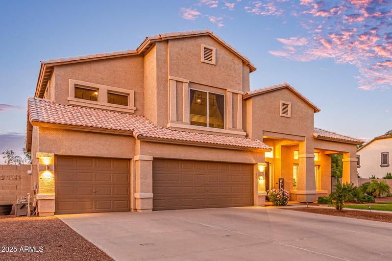860 Oakland St, Gilbert, AZ 85295