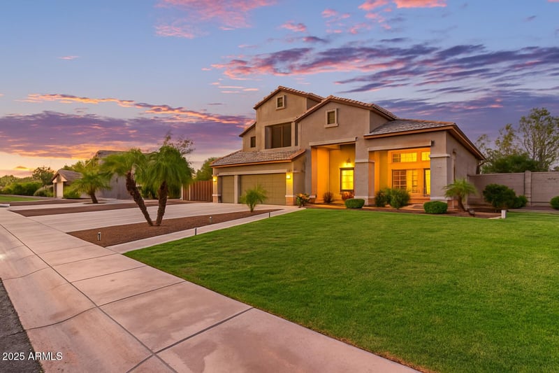 860 Oakland St, Gilbert, AZ 85295
