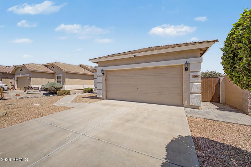 860 Fruit Tree Ln, San Tan Valley, AZ 85143