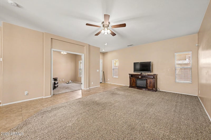860 Fruit Tree Ln, San Tan Valley, AZ 85143
