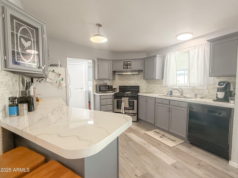 8600 Broadway Rd #144, Mesa, AZ 85208