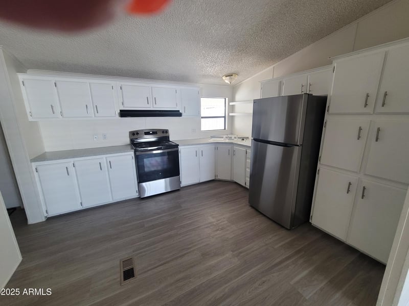 8600 Broadway Rd #65, Mesa, AZ 85208