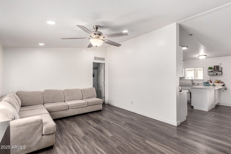 8601 103rd Ave #166, Peoria, AZ 85345