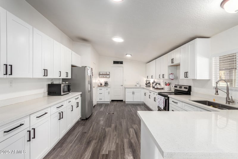8601 103rd Ave #166, Peoria, AZ 85345