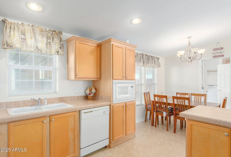 8601 103rd Ave #250, Peoria, AZ 85345