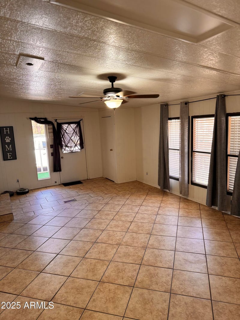 8601 71st Ave #147, Glendale, AZ 85301