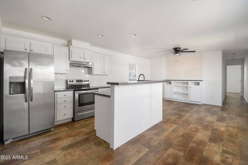 8601 71st Ave #77, Glendale, AZ 85301