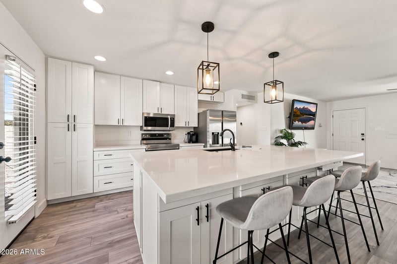 8601 E Thornwood Dr, Scottsdale, AZ 85251