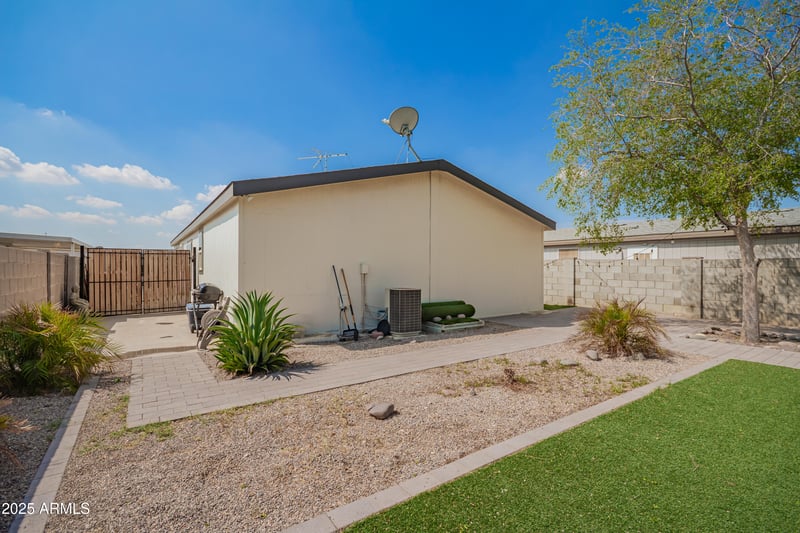 8601 N 103rd Ave #210, Peoria, AZ 85345