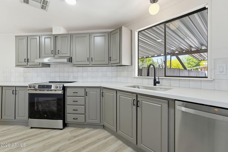 8601 103rd Ave #226, Peoria, AZ 85345
