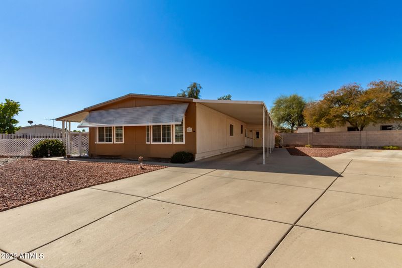 8601 N 103rd Ave #64, Peoria, AZ 85345