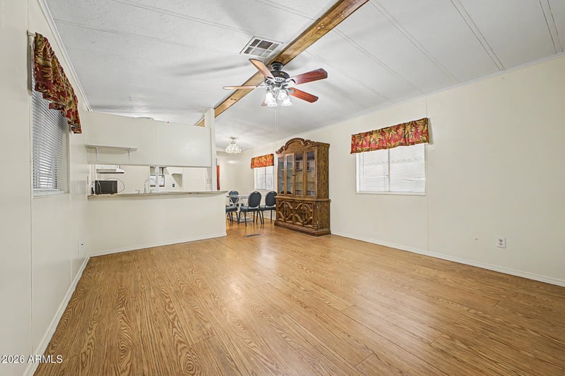 8601 N 71st Ave #113, Glendale, AZ 85301