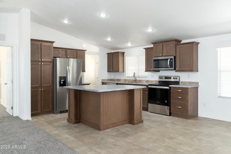 8601 71st Ave #70, Glendale, AZ 85301