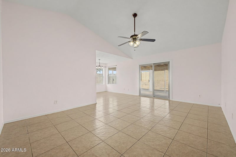 8601 N 83rd Dr, Peoria, AZ 85345