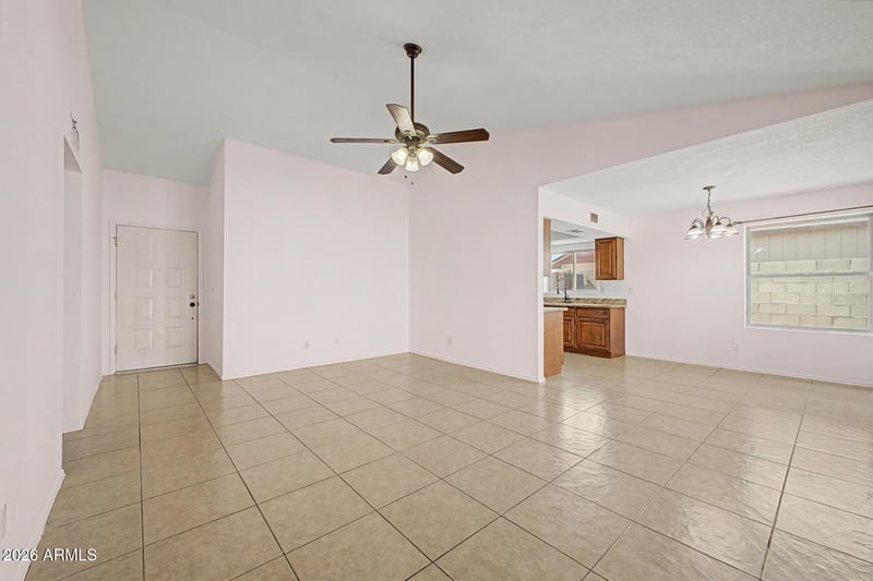 8601 N 83rd Dr, Peoria, AZ 85345