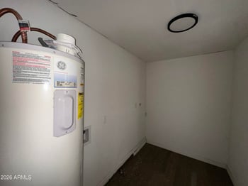 8602 56th Dr, Glendale, AZ 85302