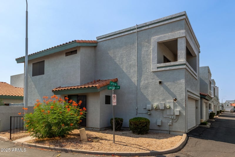 8602 67th Dr, Peoria, AZ 85345