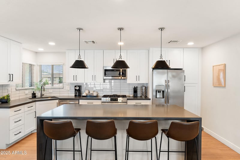 8602 Mitchell Dr, Scottsdale, AZ 85251