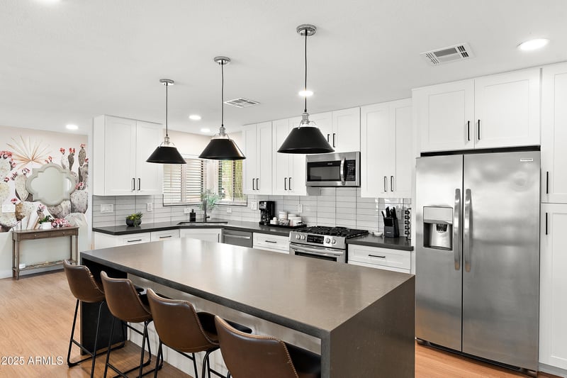 8602 Mitchell Dr, Scottsdale, AZ 85251