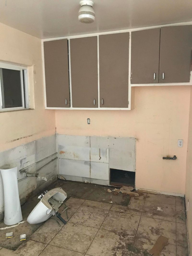 8602 N 3rd St, Phoenix, AZ 85020
