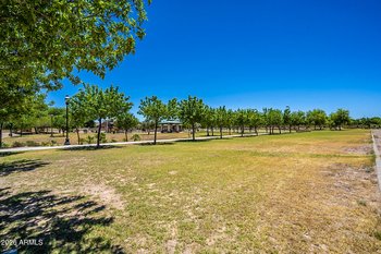 8602 W Helen Ln, Glendale, AZ 85305