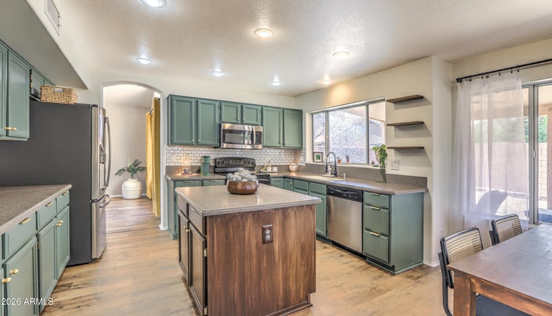 8602 W Joan De Arc Ave, Peoria, AZ 85381