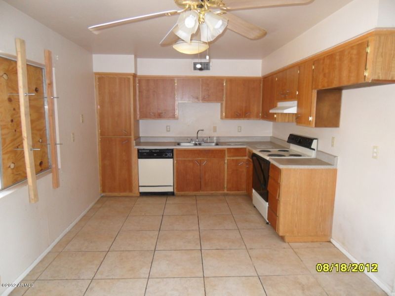 8602 W Montecito Ave, Phoenix, AZ 85037