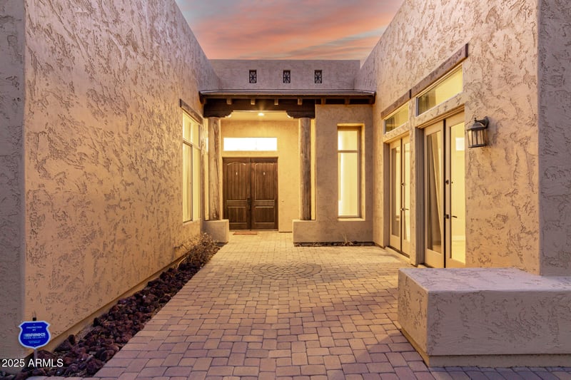 8606 30th St, Phoenix, AZ 85042
