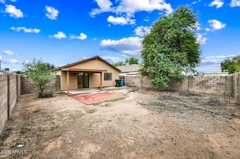 8606 College Dr, Phoenix, AZ 85037