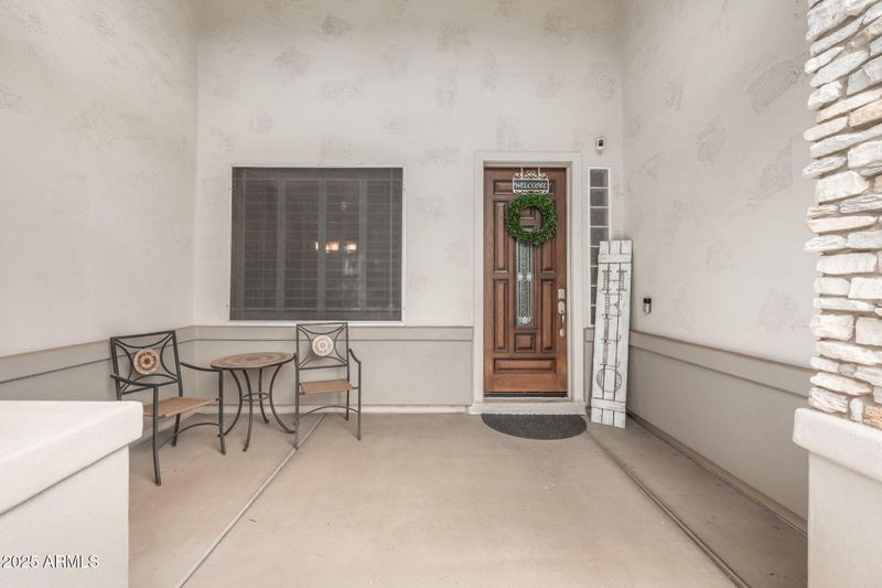 8606 W Pontiac Dr, Peoria, AZ 85382