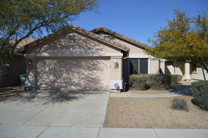8606 W Sonora St, Tolleson, AZ 85353