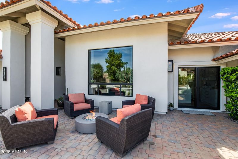 8607 E San Lorenzo Dr, Scottsdale, AZ 85258